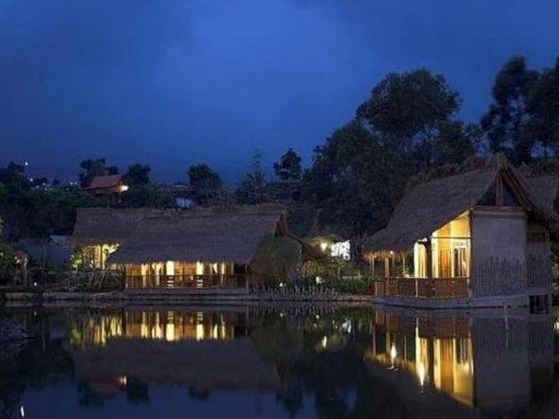 Sapulidi Cafe, Gallery & Resort Lembang Exterior photo